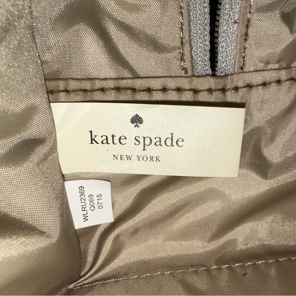 SILVER Kate Spade Glitter makeup/traveling bag - Picture 4 of 6